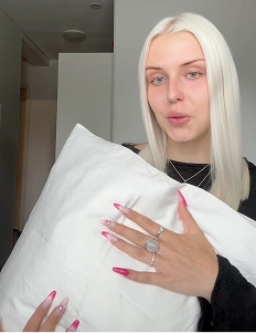 files/FOMO_TYYNYLIINA_06.webp